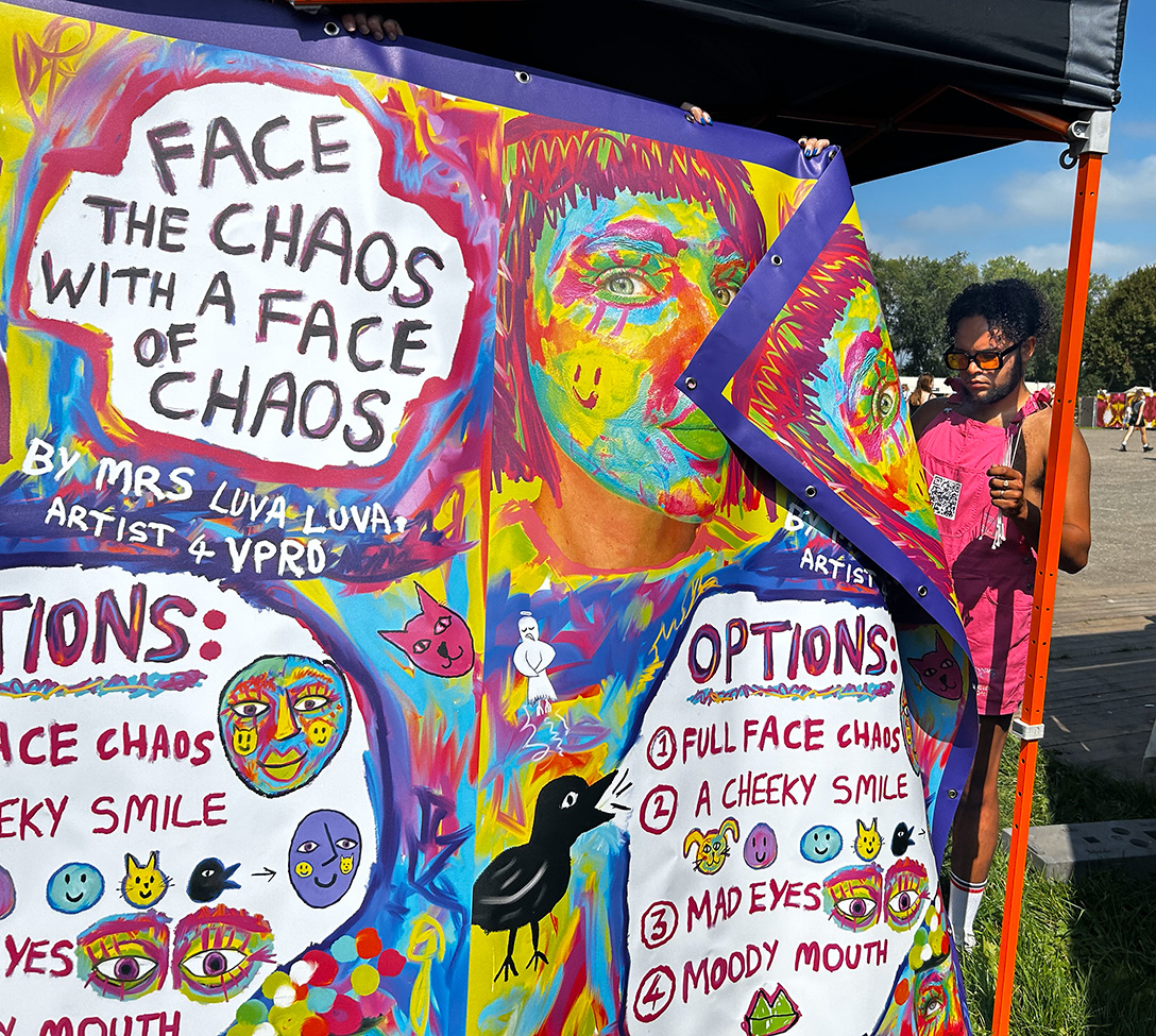 Face The Chaos With A Face Chaos — face painting installation, Lowlands 2023